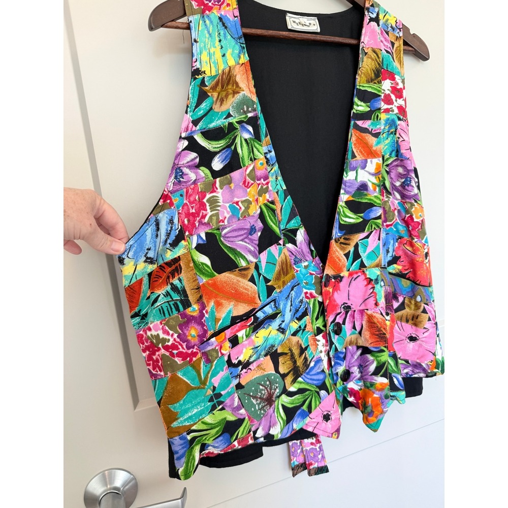 Webebop+ Patchwork Floral Button Up Vest Very Ove… - image 2